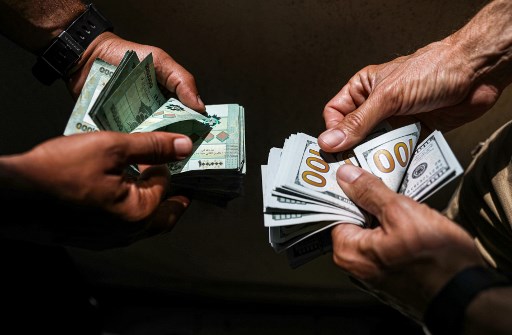 اليكم سعر صرف الدولار في السوق السوداء اليوم!