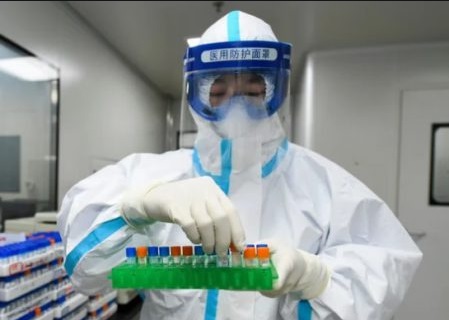 تعهد 9 شركات تطور لقاحات لفيروس  كورونا المستجد بالالتزام بقواعد العلم