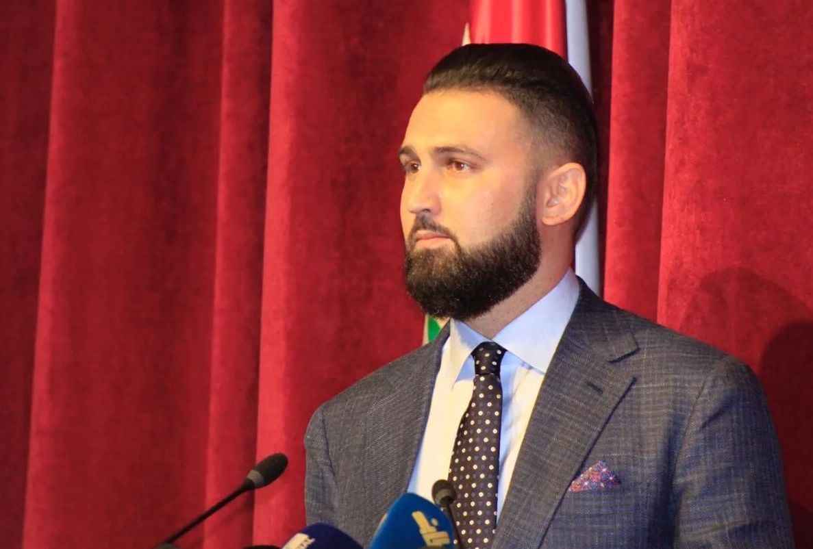 تيمور جنبلاط: البلد ينهار بسبب نظام المحاصصة والإنقاذ بحكومة تطبَِق الإصلاحات