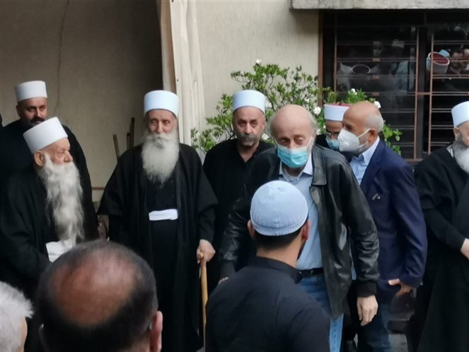 جنبلاط من عاليه: التسوية ليست عيباً