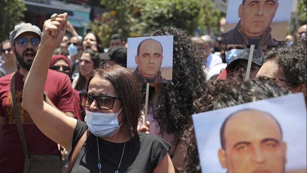 اعتقالات ومصادرة هواتف… من يحمي الصحافيين من السلطة الفلسطينية؟