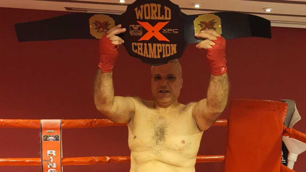 اللبناني مازن قيس بطل العالم للمحترفين في ماسترز الملاكمة في إيطاليا