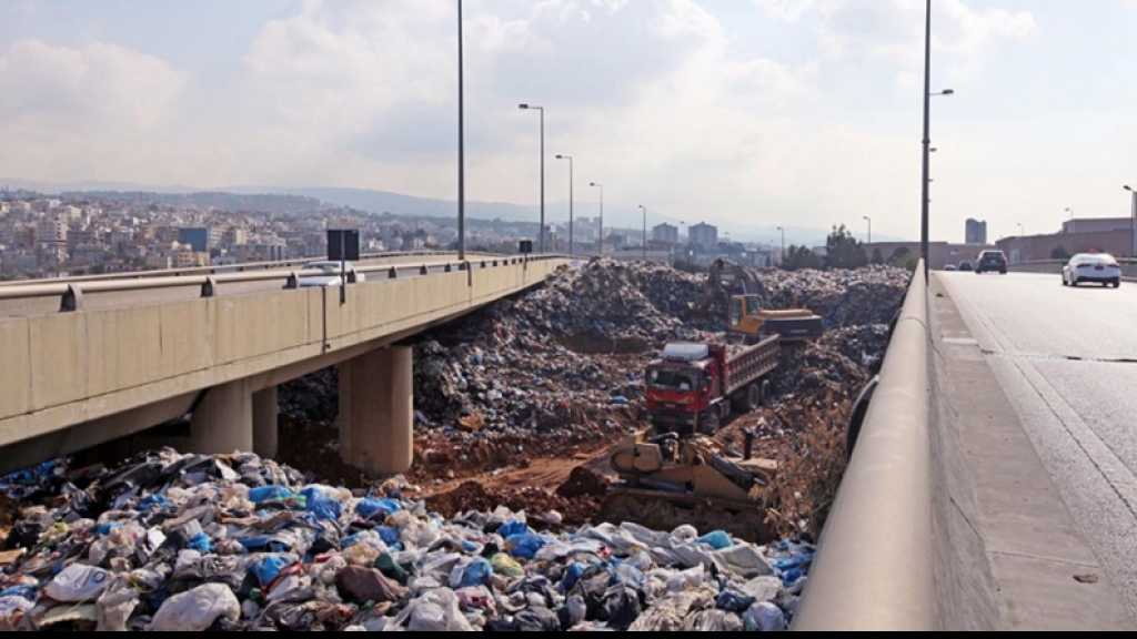 الأزمة الاقتصادية تغرق بيروت بالنفايات ولا حلول في الأفق