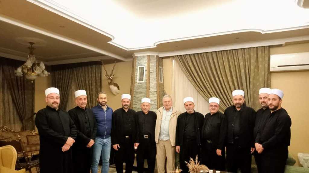وفد من جمعية النهضة التوحيدية يزور الشيخ أبو ريان رجا الأعور والاستاذ فاروق الأعور