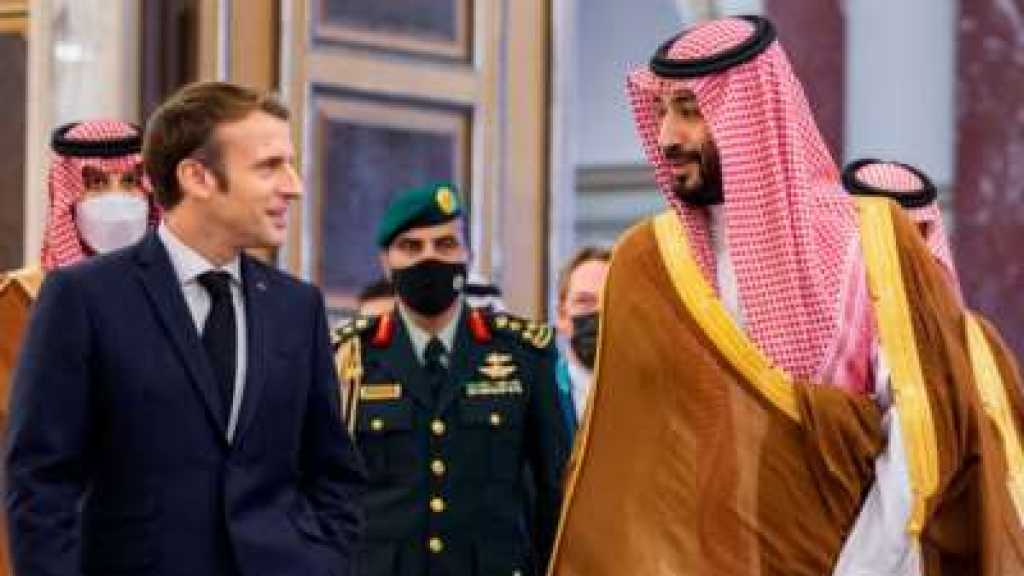 هدية مجانية لماكرون وابن سلمان يبتسم