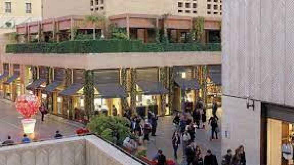 من هي الجهات التي تقف خلف عودة الوكالات العالمية الى لبنان؟
