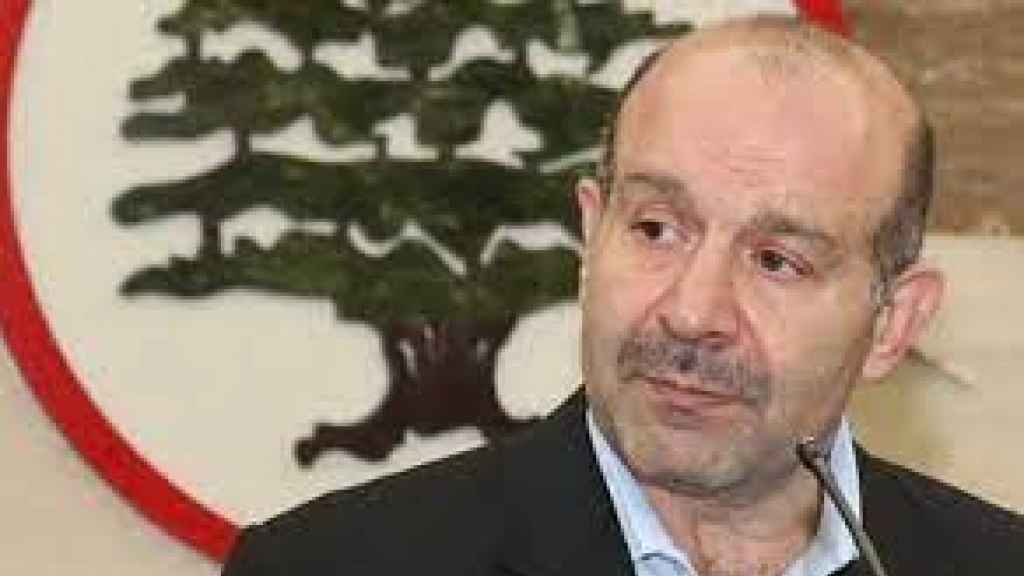 مصطفى علوش مغتاظ وفش خلقه بالسعودية وفرنسا