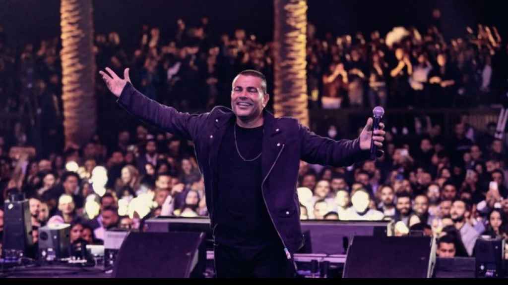 عمرو دياب الأكثر إستماعاً في عام 2021.. وعدد دقائق الإستماع لأغانيه خيالي!