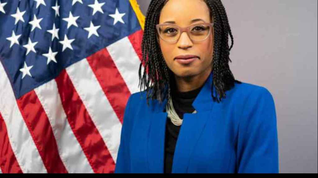 المبعوثة الإقليمية لخارجية أميركا: نتواصل مع شركائنا لإيجاد سبل لمعالجة الطاقة بلبنان