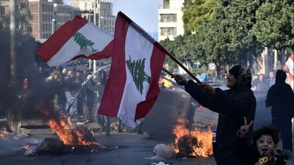 صفقات على حساب لبنان!