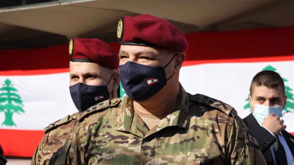 خلاف غير مسبوق في المجلس العسكري: اتهام قائد الجيش بالطائفية!