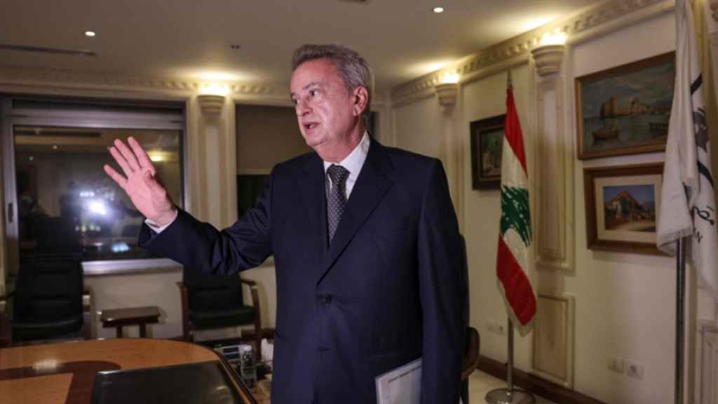 سلامة «يمتثل» لـ «الفاريز»: «داتا» اللحظات الأخيرة!
