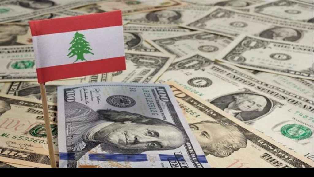 كم سجّل سعر صرف دولار السوق السوداء مساءً؟!