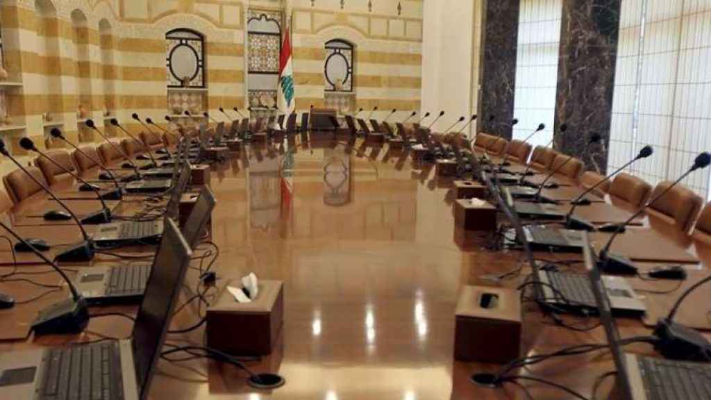 الطريق إلى مجلس الوزراء مزروعة بلغم التحقيق العدلي