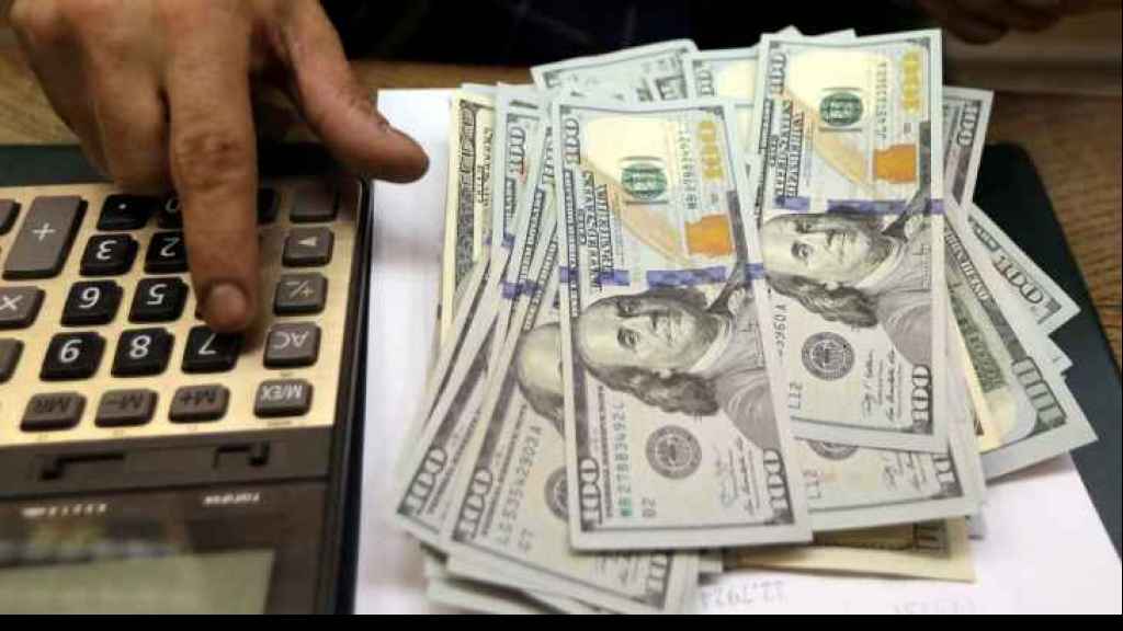 المتلاعبون بالدولار من الحمرا إلى البقاع: الأجهزة الأمنية تغض النظر