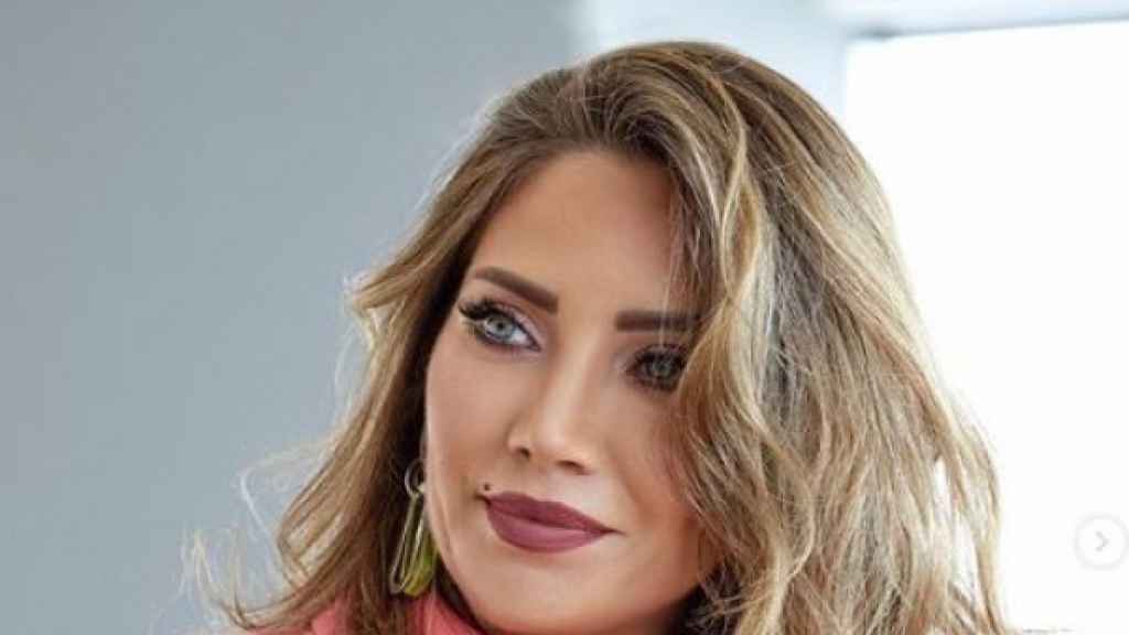 بدأت شهرتها في مسلسل أشواك ناعمة.. وقفة مع الفنانة سلافة معمار، وسبب طلاقها من زوجها