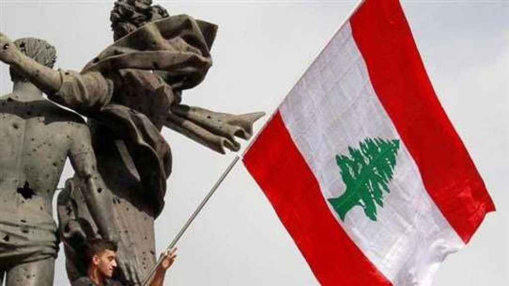 العالم ينظر الى لبنان بعين القلق