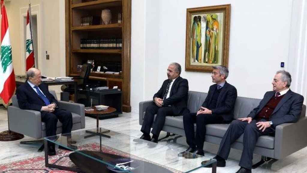 عقد تزويد لبنان بالكهرباء وآخر للعبور بين لبنان سوريا والأردن