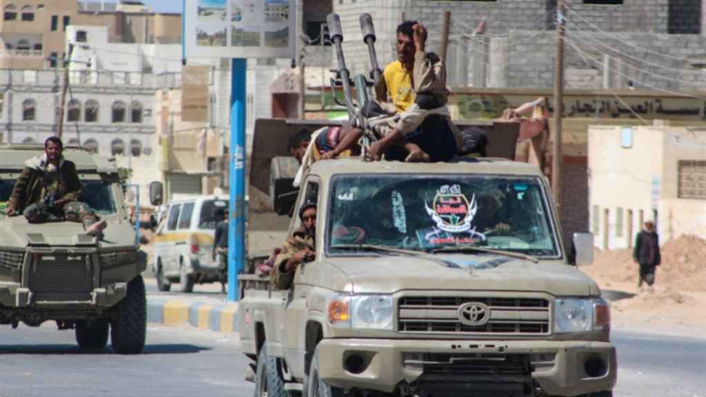 الإمارات لـ«أنصار الله»: انسحبنا... أوقفوا القصف!