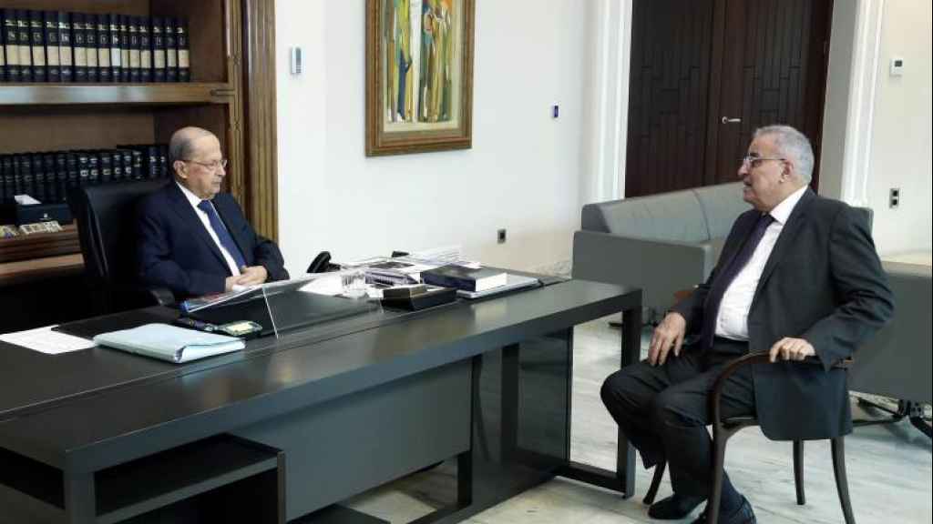 لبنان يراهن على انقسام خليجي وعون 
