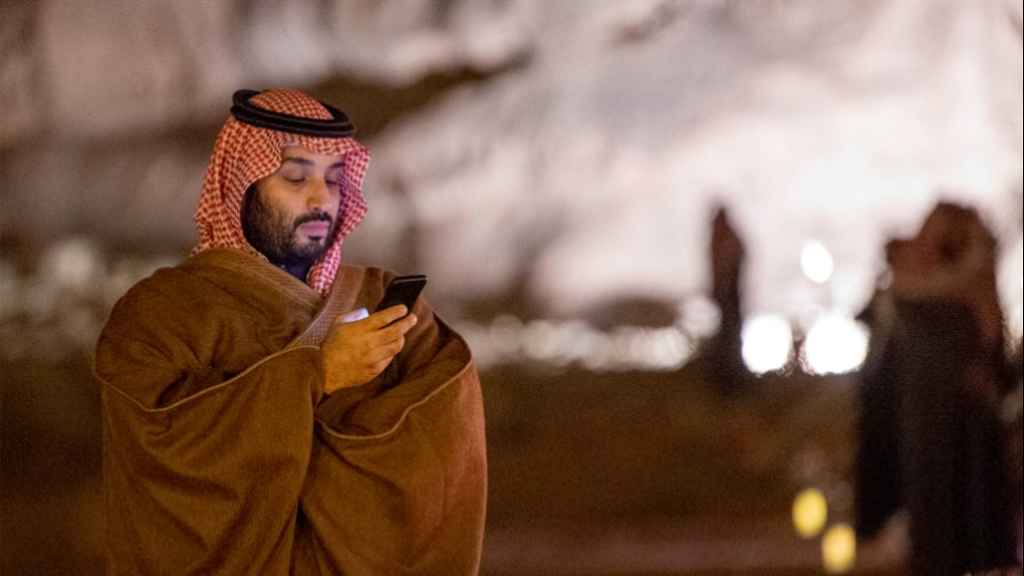 «نيويورك تايمز»: ابن سلمان اتّصل بنتنياهو لتجديد رخصة «بيغاسوس» للتجسّس