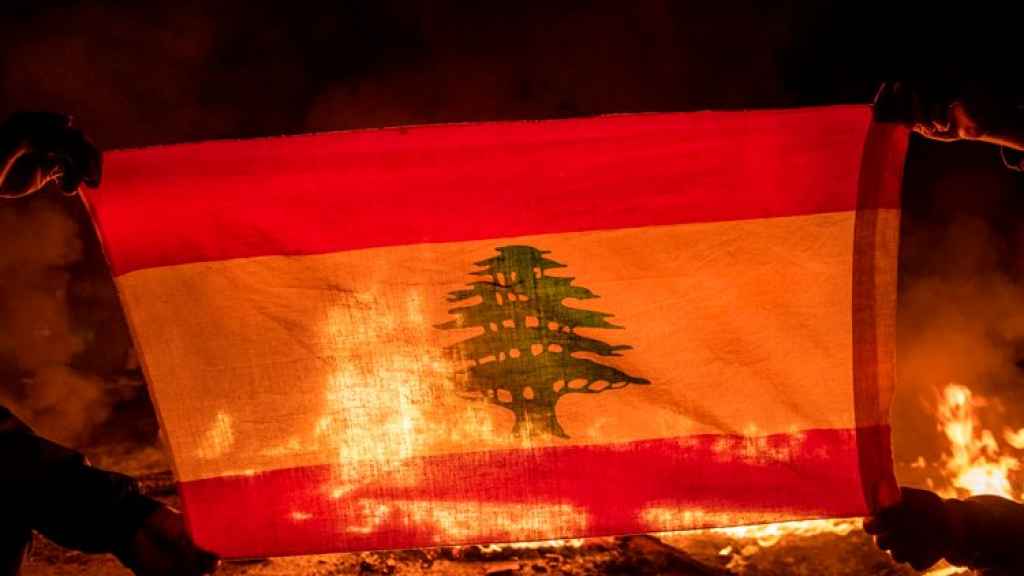بعد إفلاس الدولة: إخضاع اللبنانيين للنهب.. والتخويف الأمني