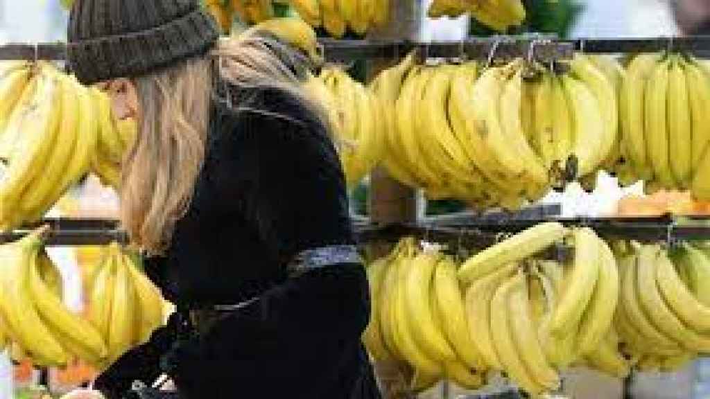 وزير الزراعة ​: حكومة سوريا تبدأ باستيراد 50 ألف طن من الموز اللبناني