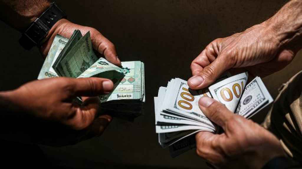 كيفَ أقفل دولار السوق السوداء مساء اليوم؟