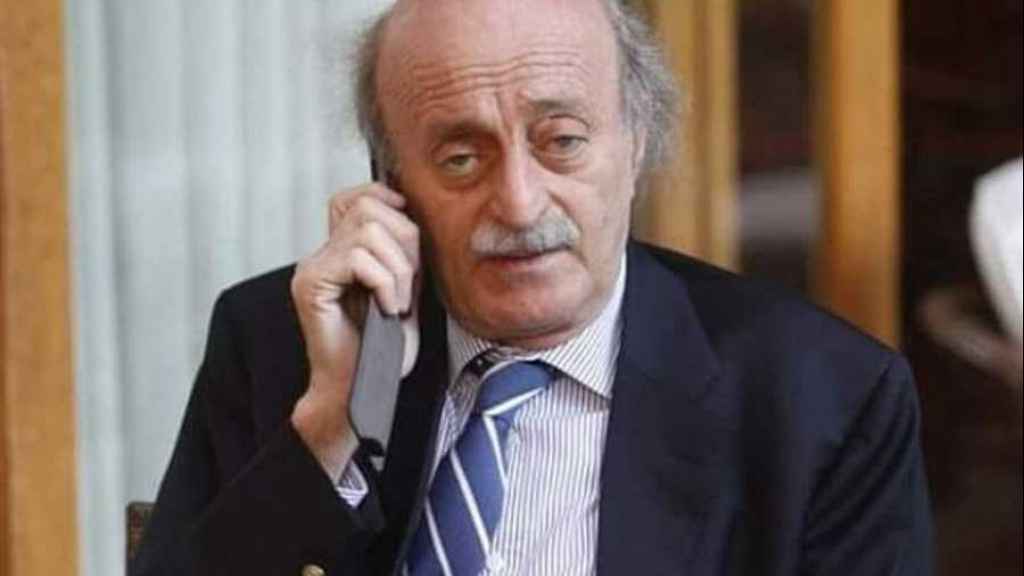 جنبلاط يتصل بميقاتي والعماد عون شاكراً جهودهما بإطلاق سراح الشيخة بدوي