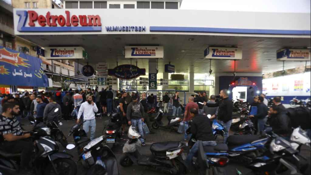 المخزون يكفي 10 أيام: معركة على التسعير اليومي للبنزين والمازوت