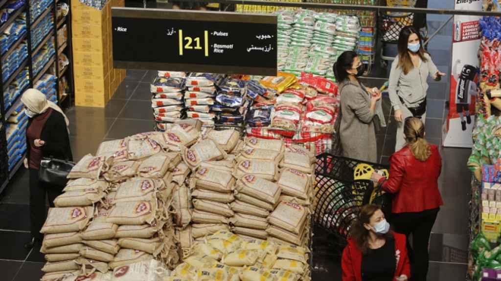 حكومة الخضوع للأميركيين في «كوما»: لا كهرباء قريباً... وجنون أسعار