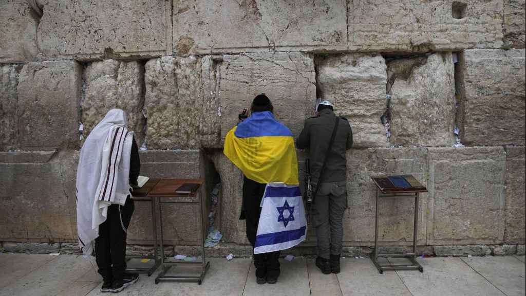 ما طالبت به فلسطين منذ 50 عاماً قدمه الغرب لأوكرانيا بـ 10 أيام