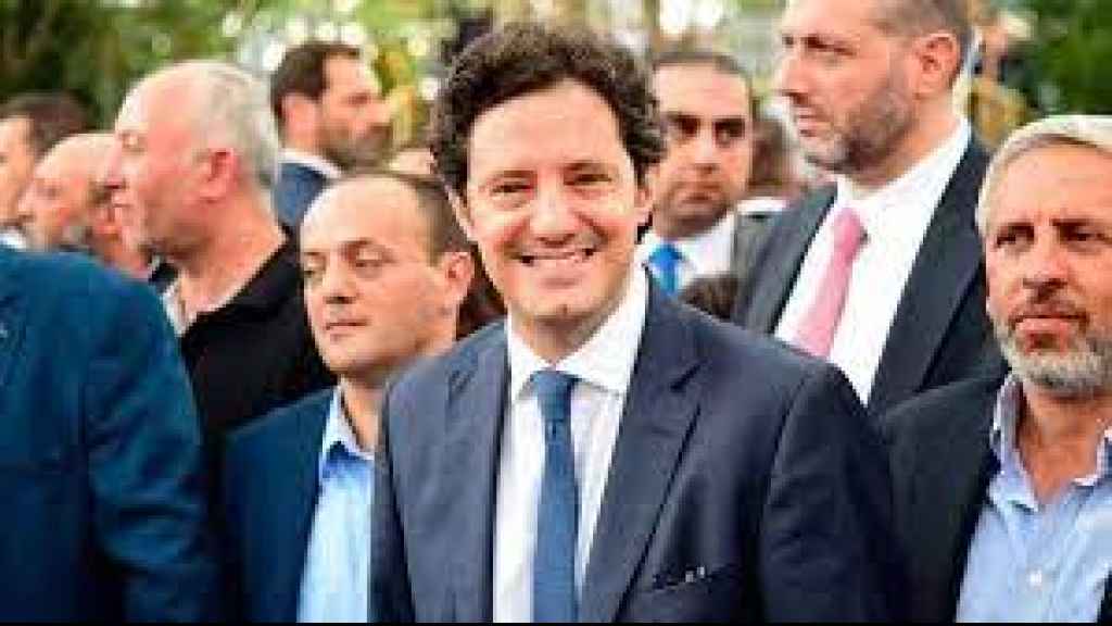 زياد مكاري وزيراً للإعلام... لشهرين فقط!
