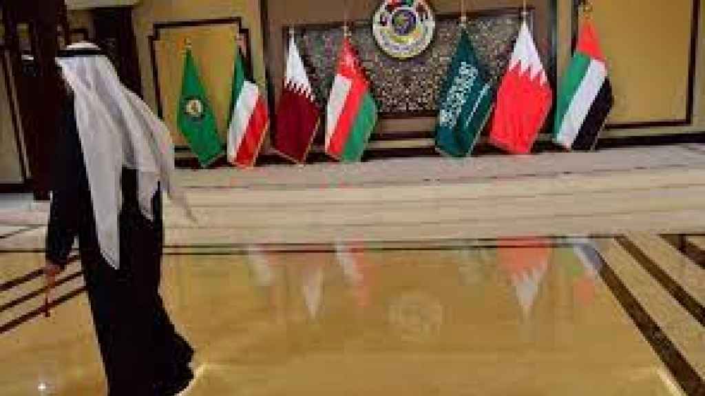 لبنان خسر بغياب العرب 15 مليار دولار.. شرط دولي وترقب لاجتماع 