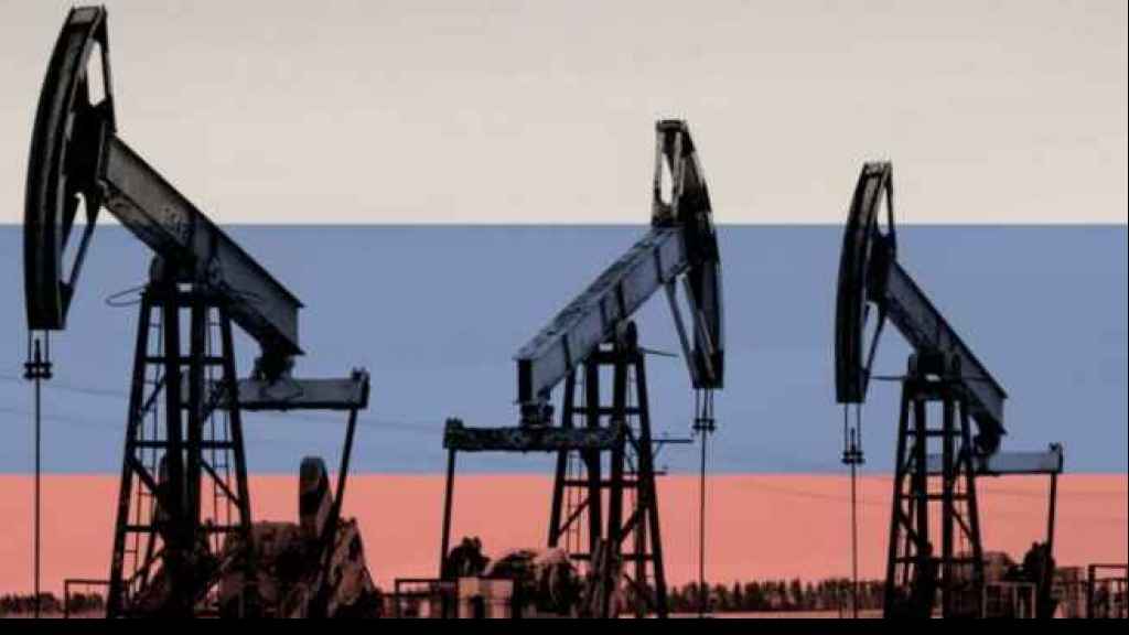 روسيا تقرّر ضرب الدولار: هل تطلب الذهب مقابل نفطها؟