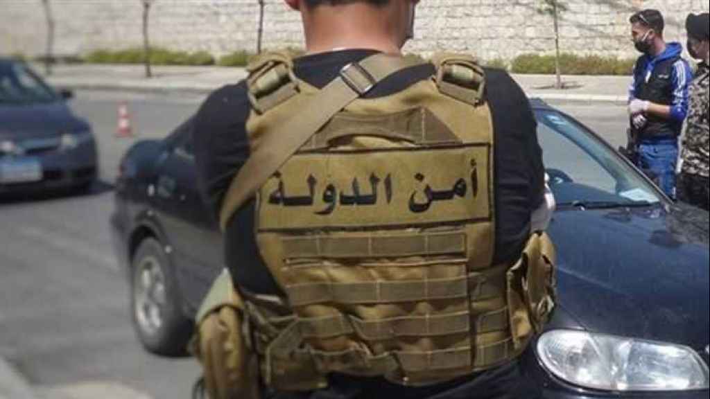 مداهمات لامن الدولة في شارعي المصارف وساحة النجمة في صيدا…ماذا يجري!