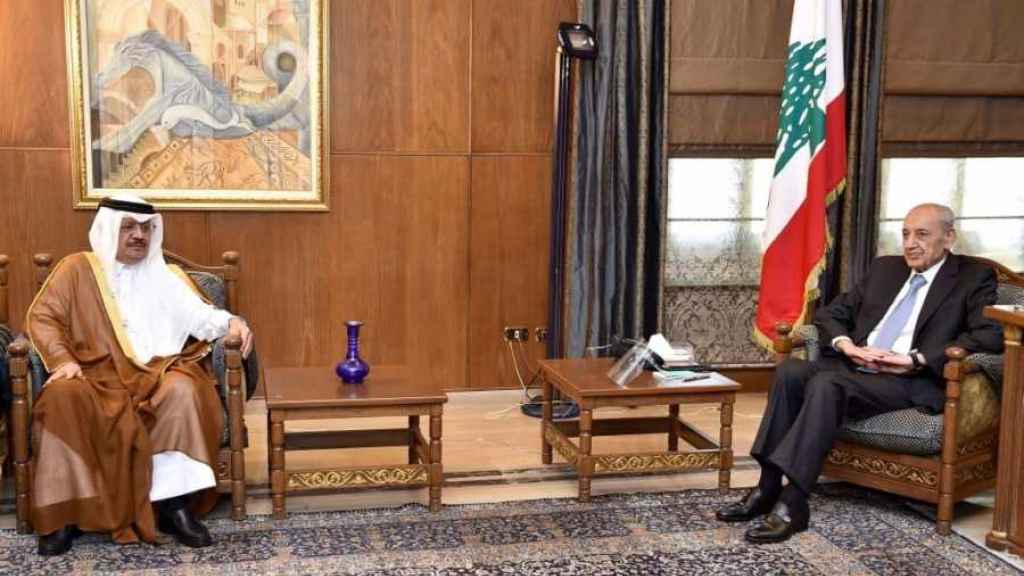 بري يدعم المبادرة الكويتية 