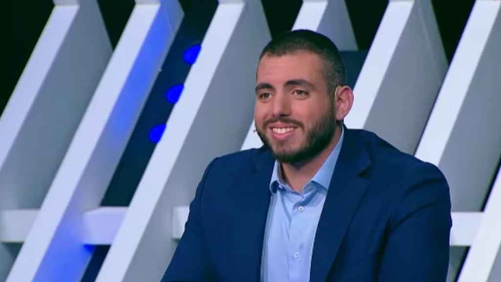 ميشال المر يجيب على تساؤلات الاعلامي طوني خليفة عبر شاشة ال LBC  الوراثة السياسية، الحملات المفبركة، من يريد التخلص من آل المر، ولماذا. العلاقة مع الأحزاب والتحالفات، موقفه من الشرعية، المؤسسات وسلاح حزب الله، وأكثر،  آخر أرقام المتن، وقراءة سياسية مع الزملاء عباس ضاهر و يزبك وهبي.  الخميس 10:30 مساء.
