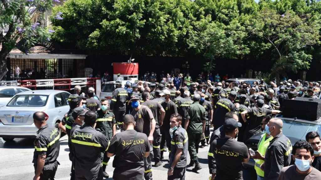  الدفاع المدني: نواصل عمليات البحث عن مفقودي زورق طرابلس
