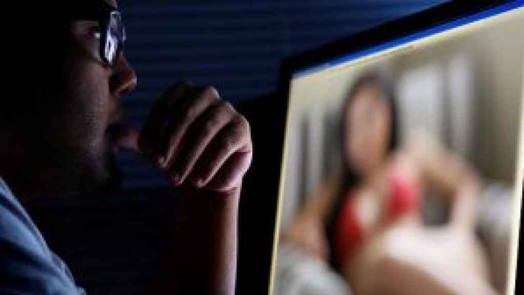 ابتزّا فتاة وهدّداها بنشر صور لها...وطلب من القوى الامنية للمواطنين!