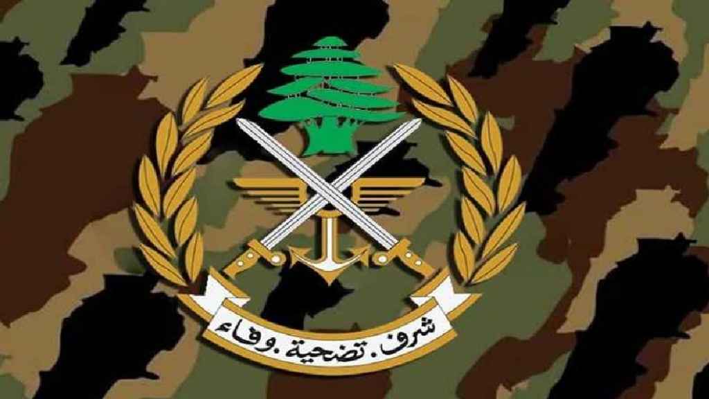 الجيش: تمارين تدريبية وتفجير ذخائر في مناطق عدة