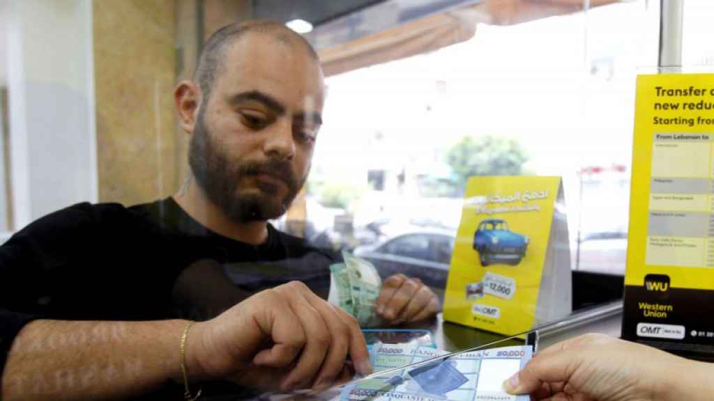 مصارف لبنان تتمسك برفضها لتحمل فاتورة الانهيار المالي