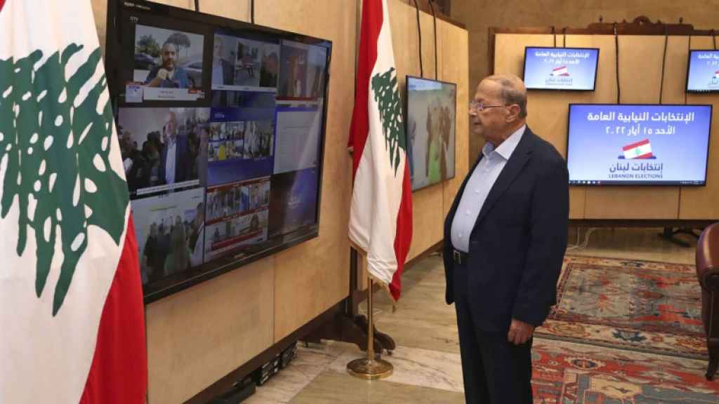 السنيورة يستبق الفراغ الرئاسي في لبنان بالدعوة إلى انتخابات مبكرة