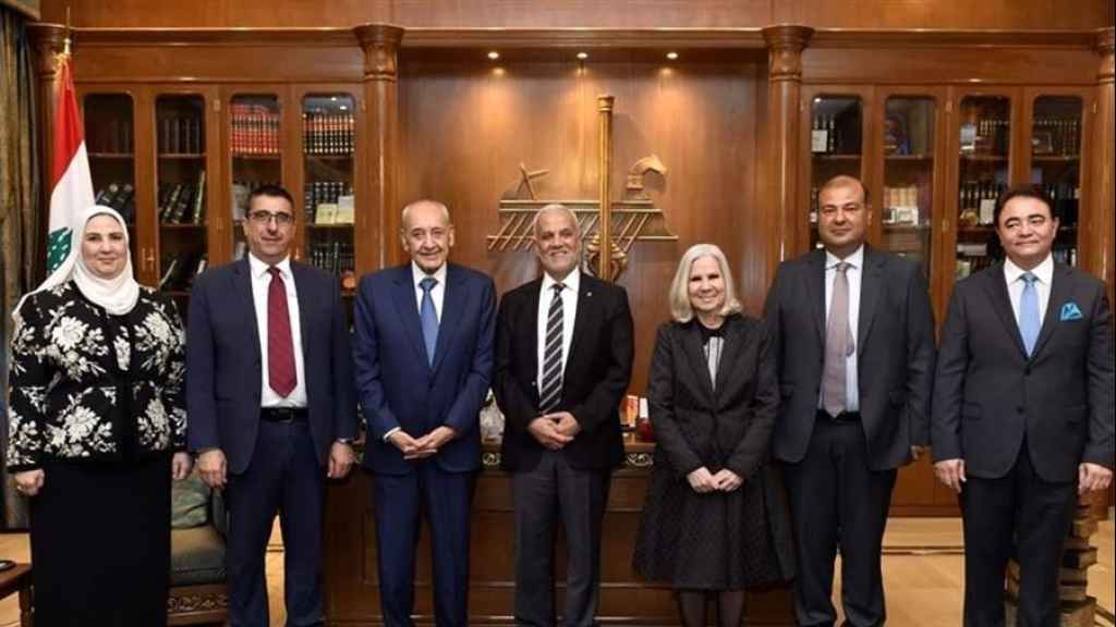 رسائل تهنئة وإستقبالات لبري في عين التينة 