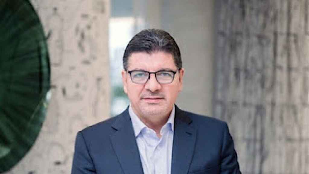 سوا” بهاء الحريري مدرسة في “النصب”!