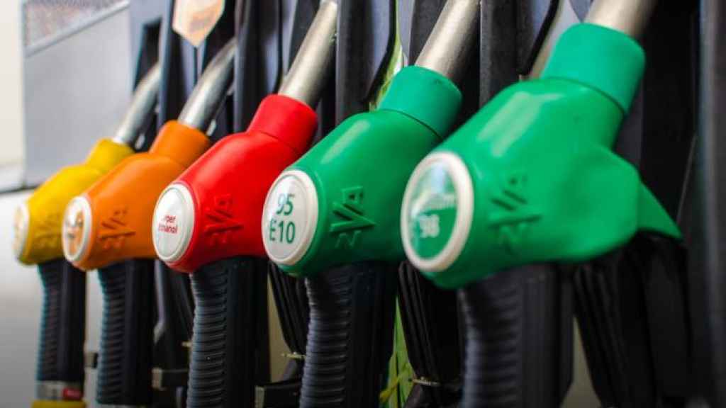 أسعار البنزين والمازوت تحلّق