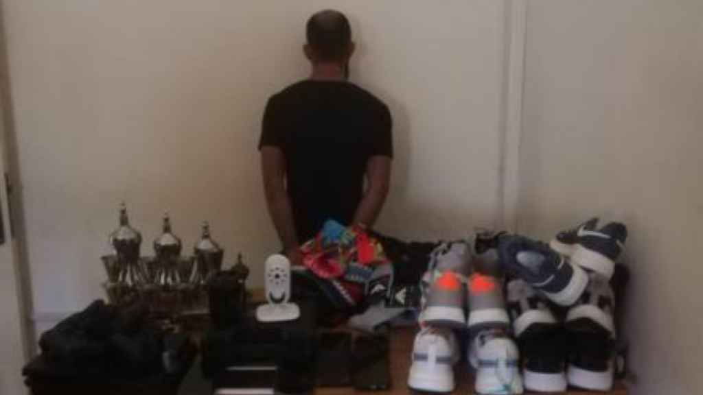 سرق 23 محلا تجارياً في بوليفار كميل شمعون فأوقف في حي السلم