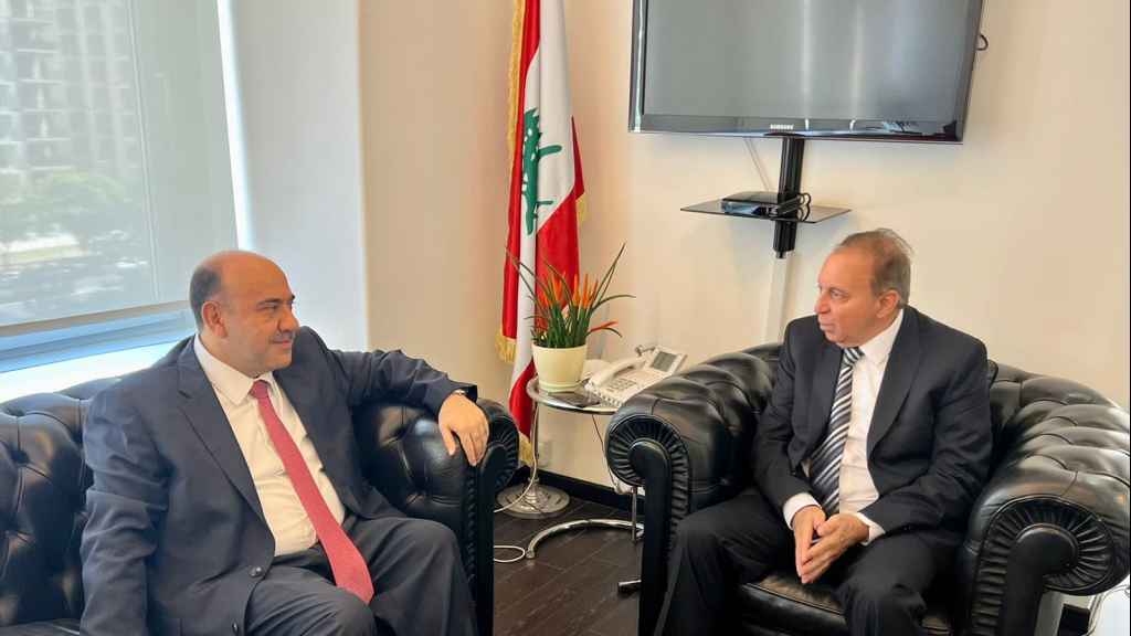 شرف الدين عرض مع السفير الأردني ملف عودة النازحين السوريين