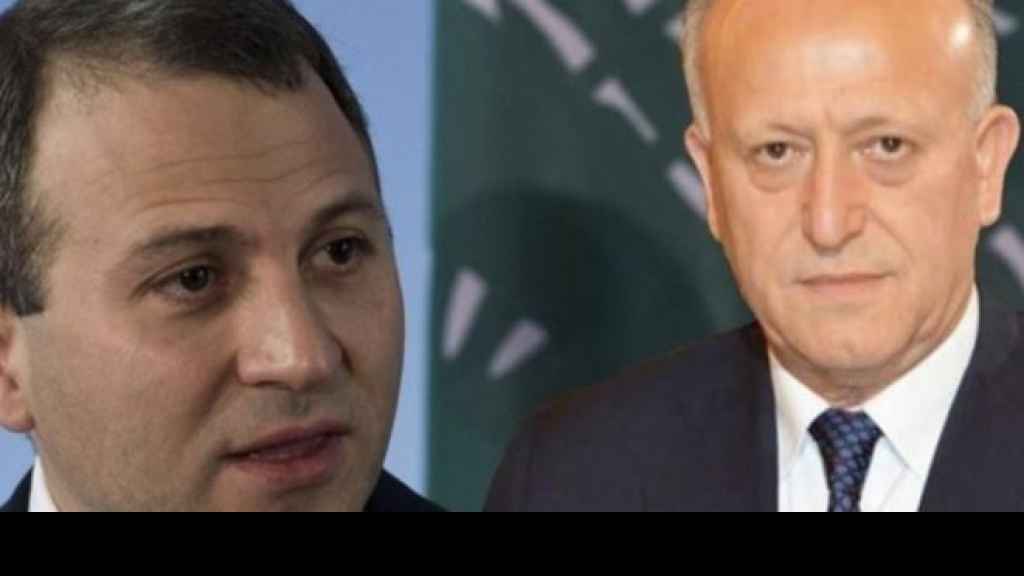 (بالصورة) باسيل يُقاضي ريفي!