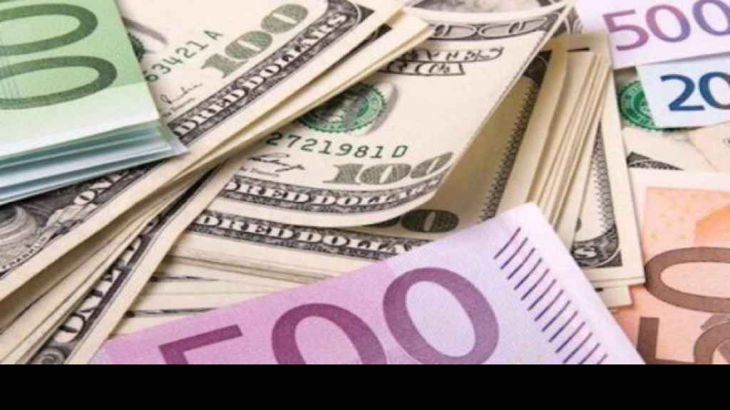 اليورو يهوي لأدنى مستوى في 20 عاماً !